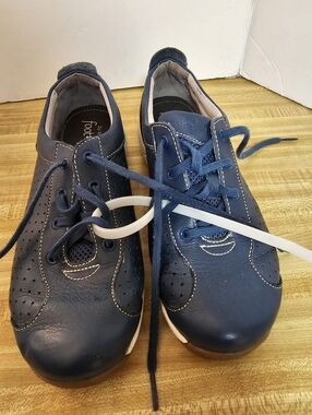 Dansko Hillary Navy Blue Leather Comfort Walking Shoes Sneakers Women's Size 38